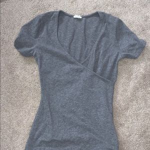 Garage tight, short sleeve crossover shirt